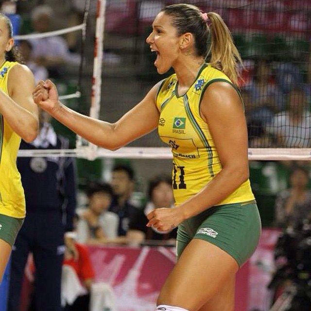 Seleção Brasileira Feminina de vôlei enfrenta a Coreia do Sul em busca de  vaga na final em Tóquio