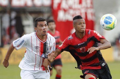 Oeste venceu Joinville e viu catarinenses comemorarem título