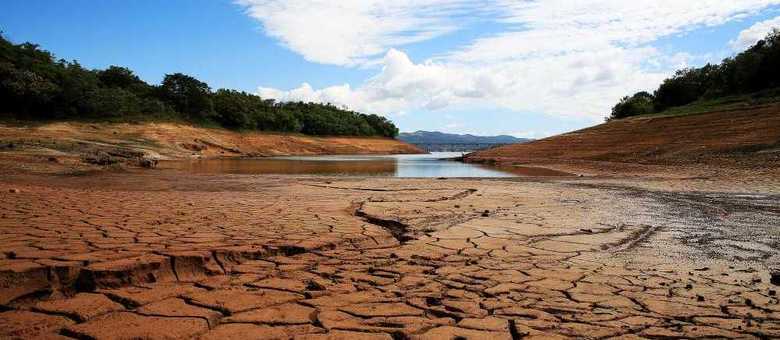 Principais sistemas de abastecimento de água da Grande São Paulo estão com níveis críticos