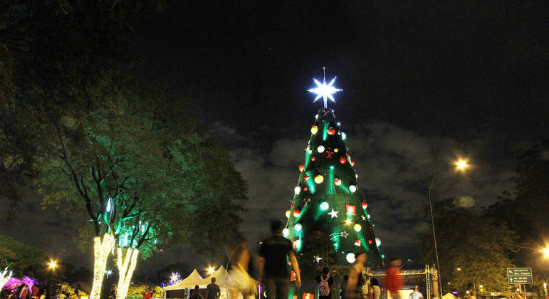 Dia de natal será marcado por nuvens na cidade de São Paulo
Dia de natal será marcado por nuvens na cidade de São Paulo
