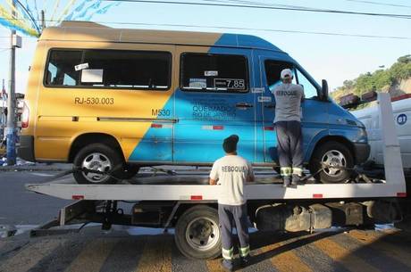 Vans irregulares foram tiradas de circulação no RJ