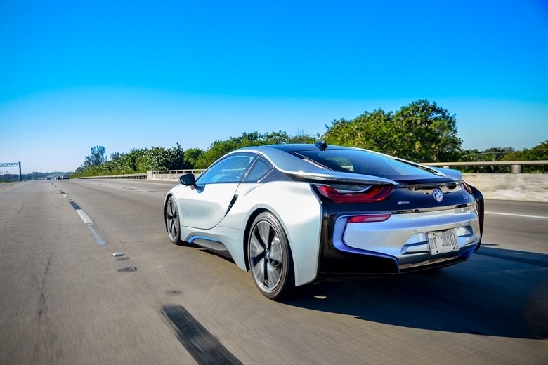 Segunda geração do BMW i8 virá com 760 cavalos - Fotos - R7 Carros