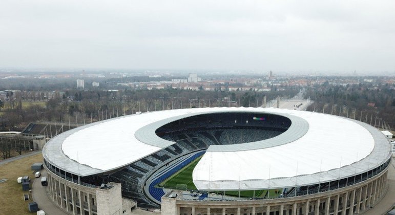 Lembre os estádios que sediaram as finais da Champions neste século - Lance  - R7 Futebol