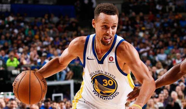 2014/2015 - Stephen Curry: armador (Estados Unidos) / Time: Golden State Warriors (campeão da NBA).