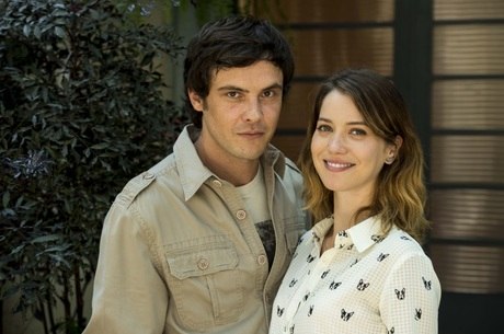 Sérgio Guizé e Nathalia Dill são casal de protagonistas da novela