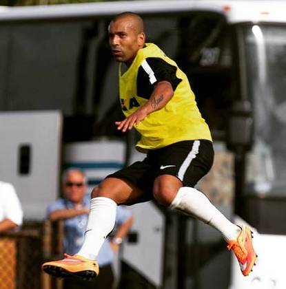 Astro do handebol dinamarquês tem salário de craques do futebol brasileiro  - Fotos - R7 Olimpíadas