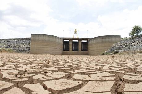 O acesso universal a água potável em casa custaria 14 bilhões de dólares por ano até 2030
O acesso universal a água potável em casa custaria 14 bilhões de dólares por ano até 2030