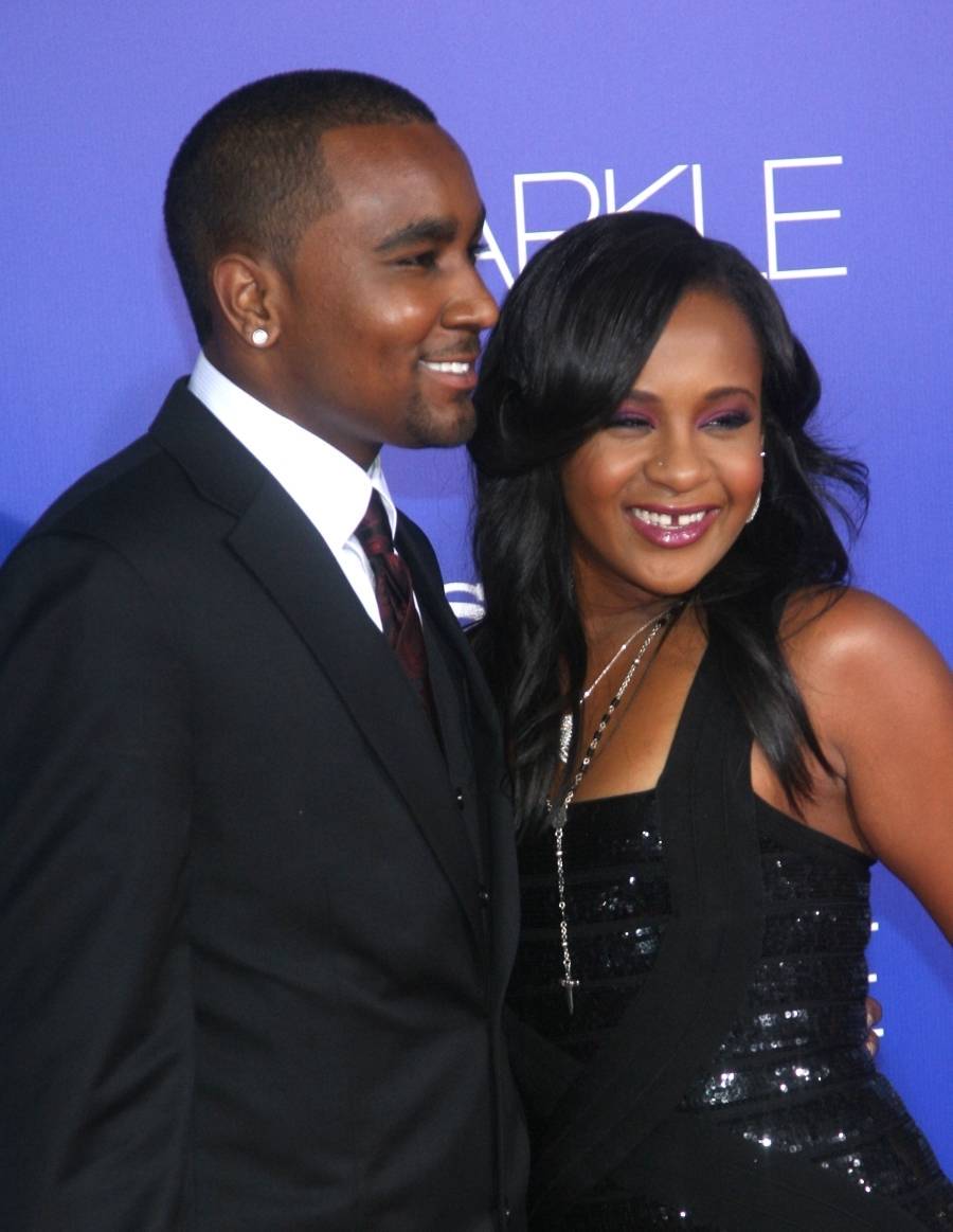 Sete Meses Ap S Morte De Bobbi Kristina Bobby Brown Ser Pai Mais Uma Vez Entretenimento R Pop