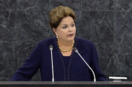 Dilma se pronunciou a favor das investigações contra a FIFA