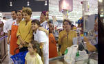 Presidente Dilma Rousseff faz compras em mercado no Uruguai