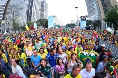 População brasileira registrou alta, chegando a 204 milhões de habitantes em 2015