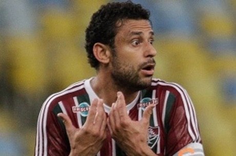 Atacante do Fluminense soltou o verbo após expulsão
