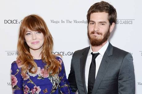Emma Stone e Andrew terminaram o romance de três anos Emma Stone e Andrew terminaram o romance de três anos