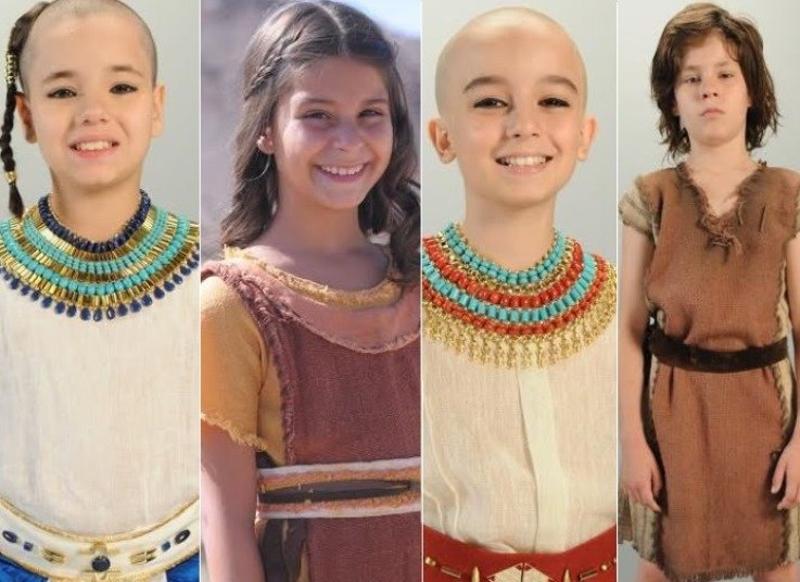 Elenco infantil encanta público de Os Dez Mandamentos; veja entrevista com os atores mirins
