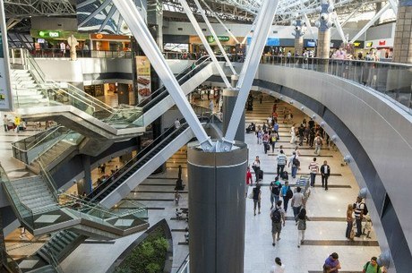 Doze aeroportos foram repassados à iniciativa privada