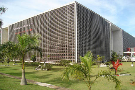 Fachada do prédio da Assembleia Legislativa de São Paulo