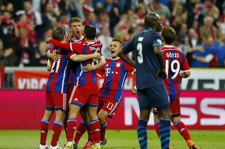 Bayern de Munique fez a alegria  do torcedor na Allianz Arena