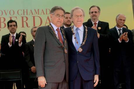 Ministro Ricardo Lewandowski foi agraciado com o Grande Colar Ministro Ricardo Lewandowski foi agraciado com o Grande Colar