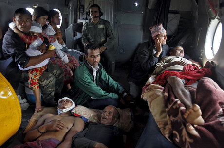 Nepal informou entidades de ajuda humanitária que não precisa de mais equipes de resgate estrangeiras 
