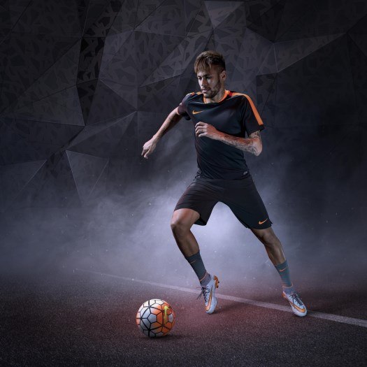 chuteira nike botinha neymar