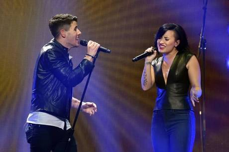 Nick Jonas e Demi Lovato, juntos numa nova gravadora