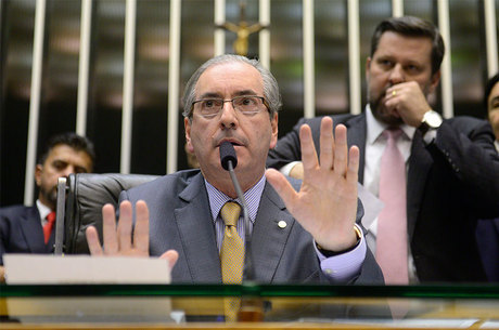 Fim da reeleição passou na última quarta em votação na Câmara