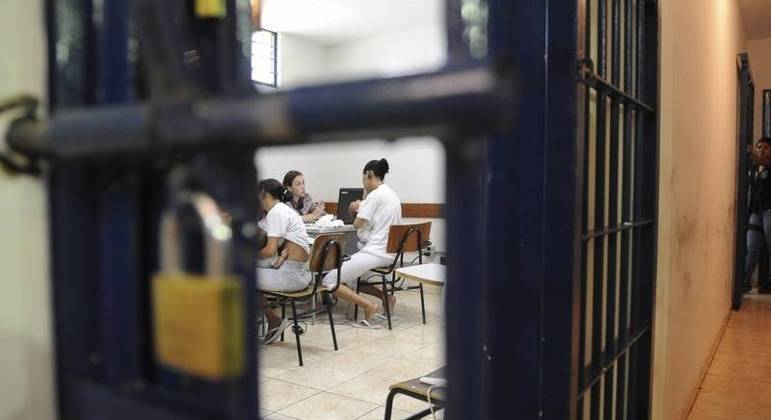 Penitenciária Feminina do DF (Colmeia) Penitenciária Feminina do DF (Colmeia)