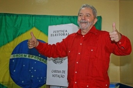 Ex-presidente Lula não é alvo da investigação 