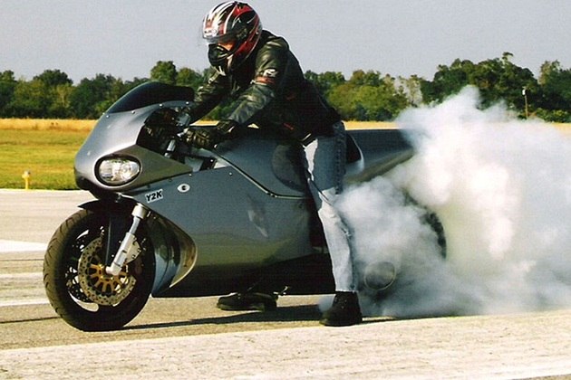 As motos mais rápidas no 0 a 100 km/h: conheça os modelos