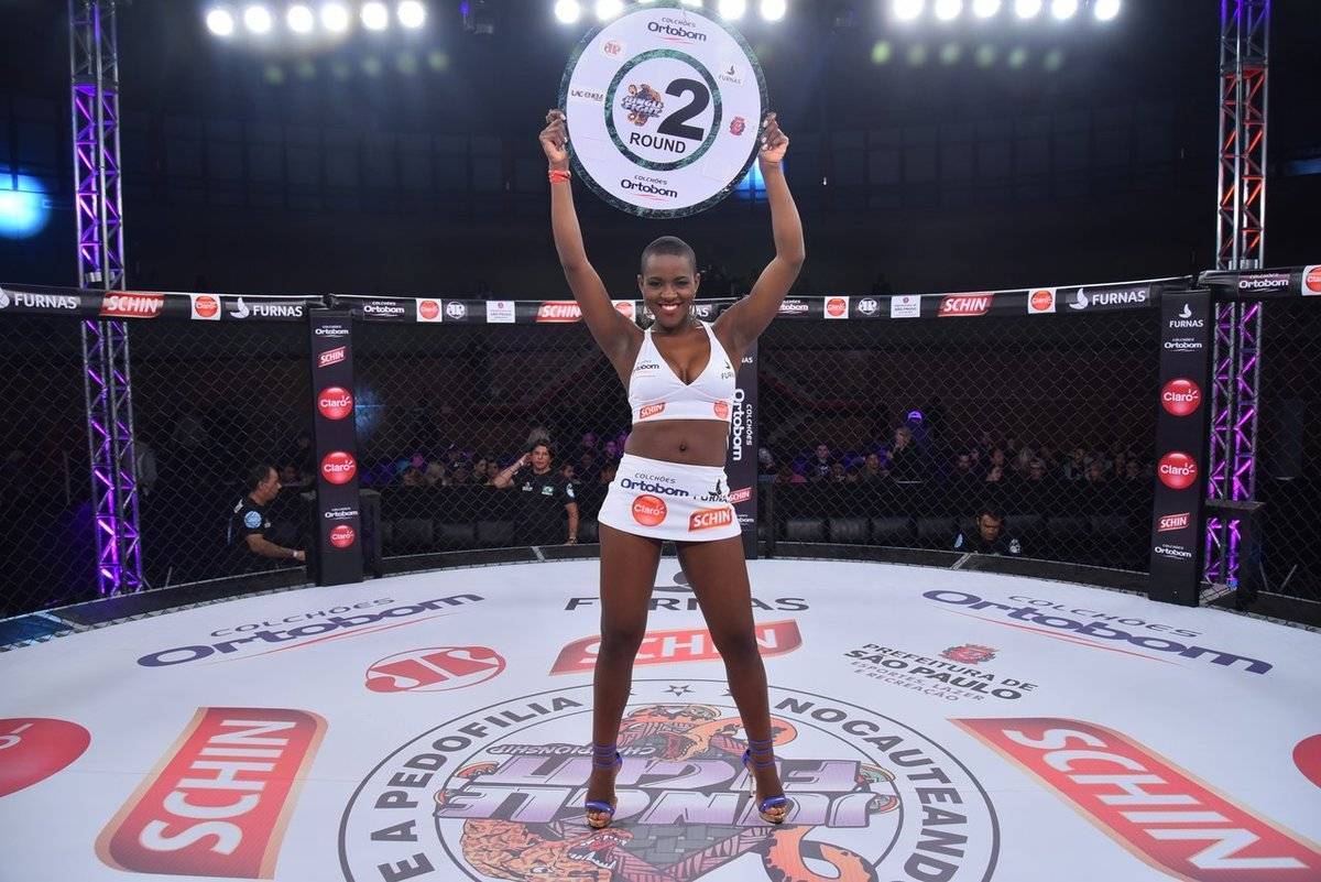 Campeã do BBB 14 ataca como ring girl em evento de MMA. Veja as gatas