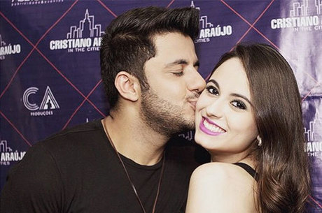 Quem compartilha fotos do casal pode responder na Justiça
