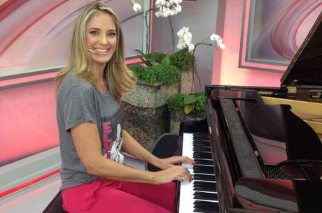 Ticiane Pinheiro também estudou piano quando criança Ticiane Pinheiro também estudou piano quando criança