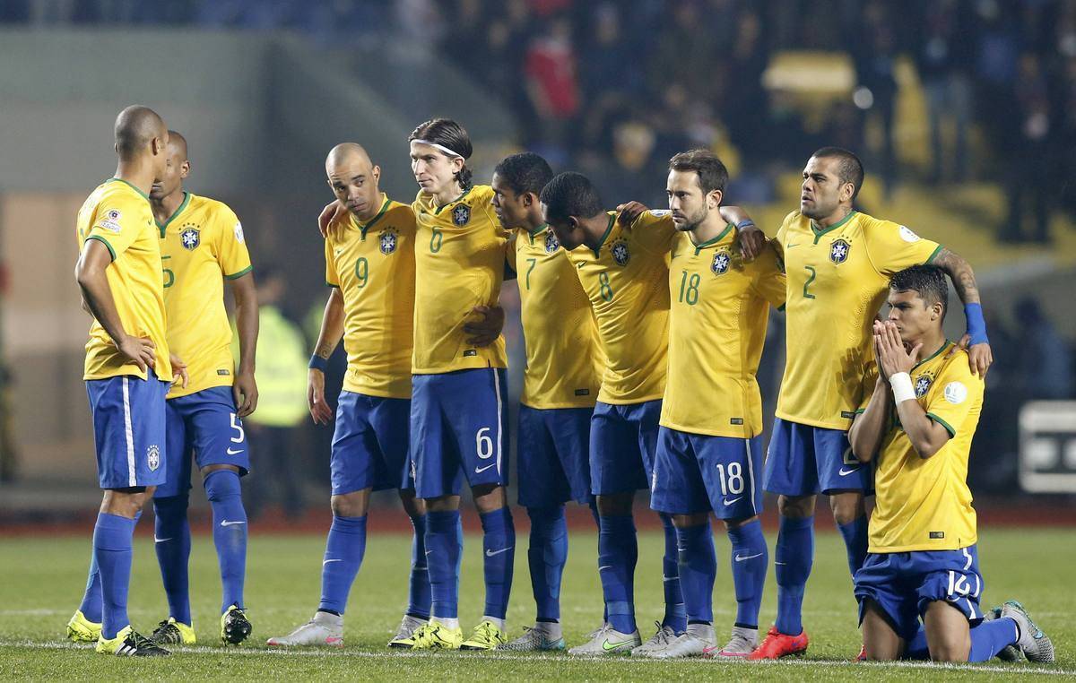 15 jogadores da década de 90 que resolveriam os problemas da seleção  brasileira - Fotos - R7 Futebol