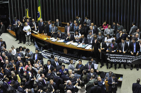 Presidente da Comissão afirma que temas polêmicos deverão ser votados apenas em 2017 Presidente da Comissão afirma que temas polêmicos deverão ser votados apenas em 2017