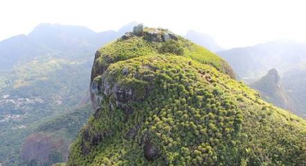 Vários estudos analisaram riscos na Pedra da Gávea Vários estudos analisaram riscos na Pedra da Gávea