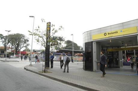 Metrô vai aplicar multas previstas, que chegam a R$ 23 milhões