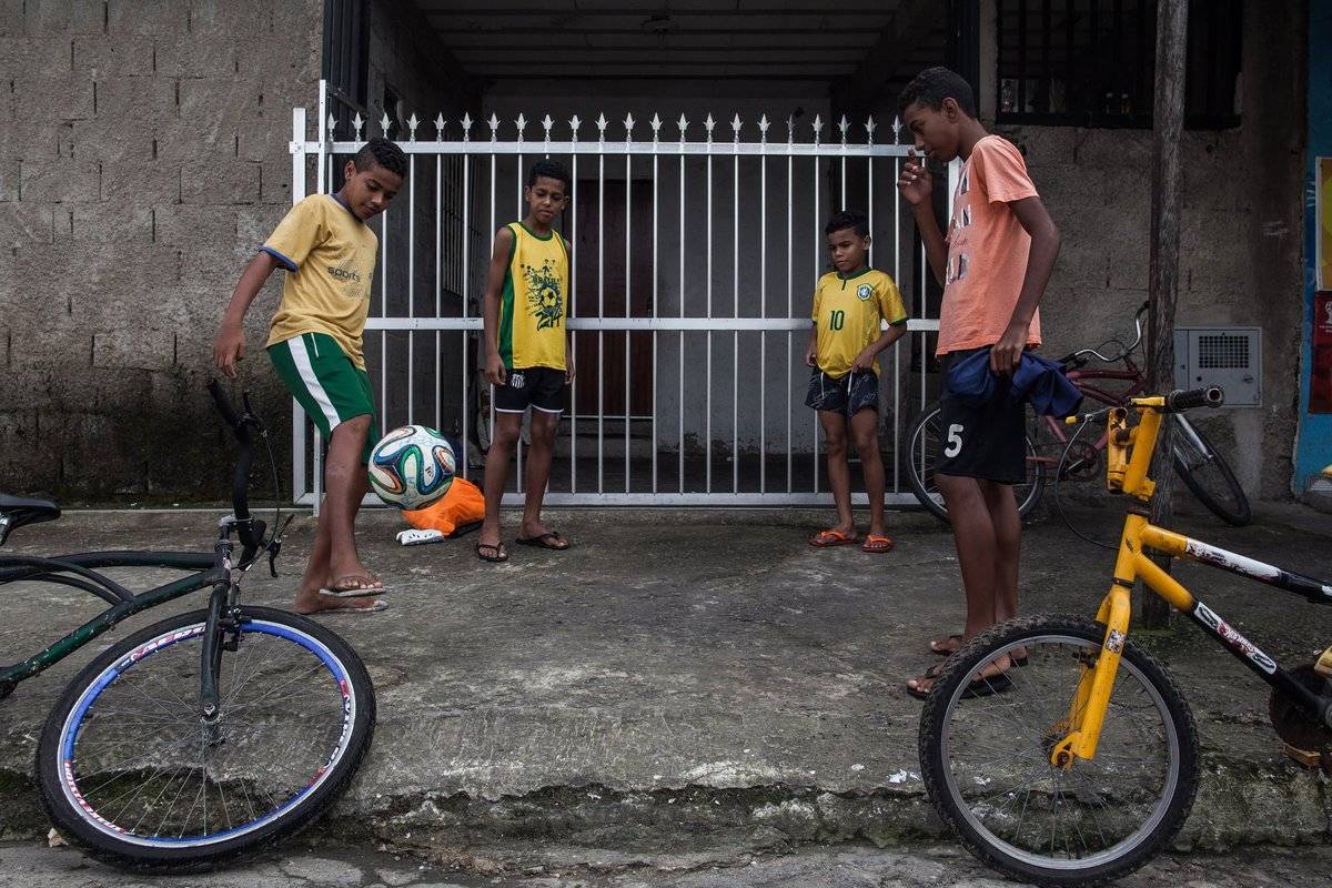 Relembre 11 ameaças que você já ouviu jogando futebol na rua, mas