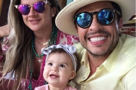Ceará celebra um aninho da filha, Valentina, no Instagram