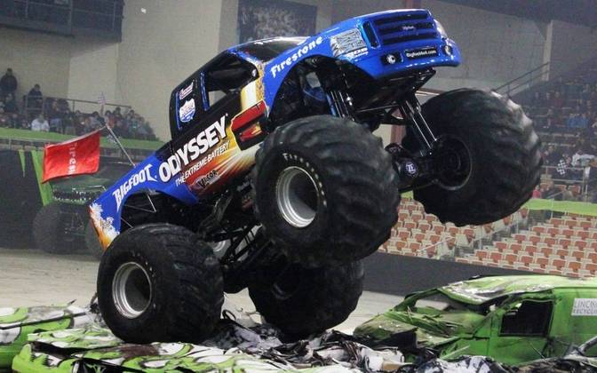 Monster Trucks – Papo de Cinema