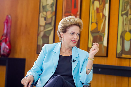 Dilma Rousseff reuniu-se com ministros