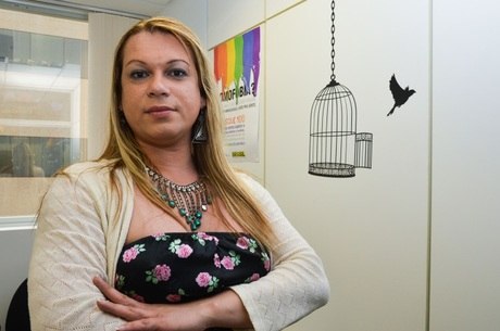 A travesti, Symmy Larrat, coordenadora-geral de Promoção dos Direitos LGBT, da SDH