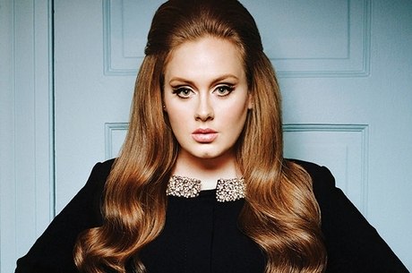 Adele vai colocar fim a um hiato de quatro anos