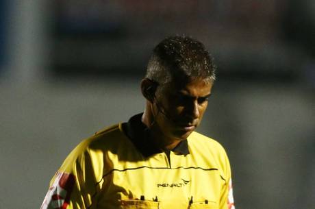 Emerson Sobral apitou Ponte Preta x Cruzeiro na última quarta (2)