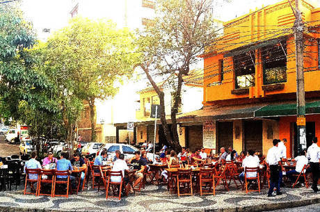 Restaurantes devem garantir distância entre mesas Restaurantes devem garantir distância entre mesas