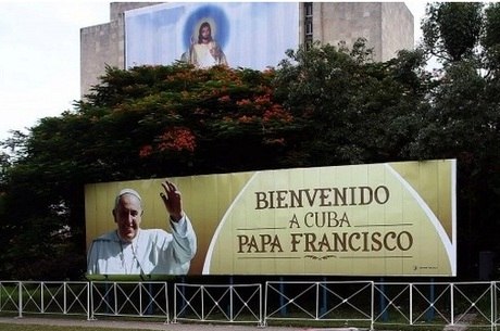 Pontífice argentino de 78 anos contribuiu para abrir um canal para negociações e enviou missivas aos presidentes Raul Castro e Barack Obama em 2014