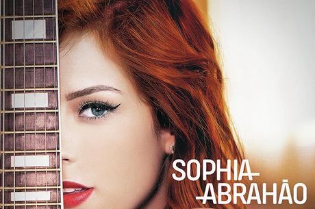 Sophia Abrahão apostará na carreira de cantora