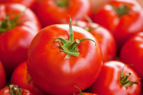 A variação do preço do tomate passou de 39,28% para 40,73% de uma semana para a outra, de acordo com a FGV