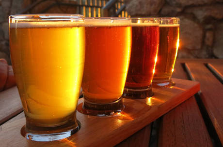 Pesquisador explica que substância da cerveja melhora circulação e, consequentemente, a ereção Pesquisador explica que substância da cerveja melhora circulação e, consequentemente, a ereção