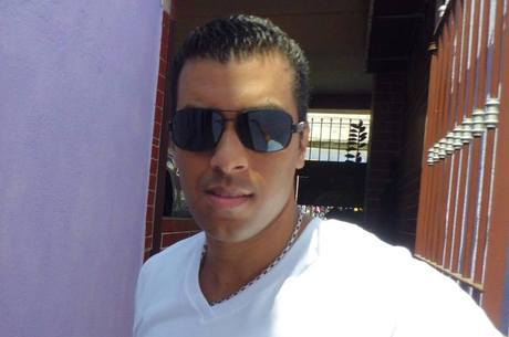 Leandro de Almeida Lima foi morto a tiros na noite desta sexta