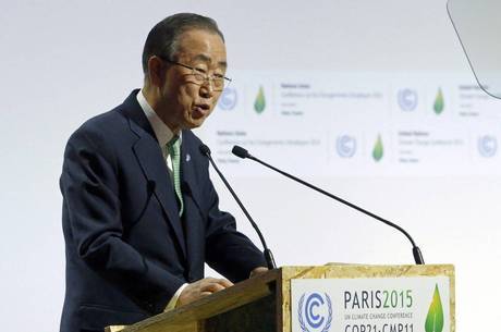 "Paris precisa marcar um ponto de mudança decisivo", disse Moon em seu discurso na COP21